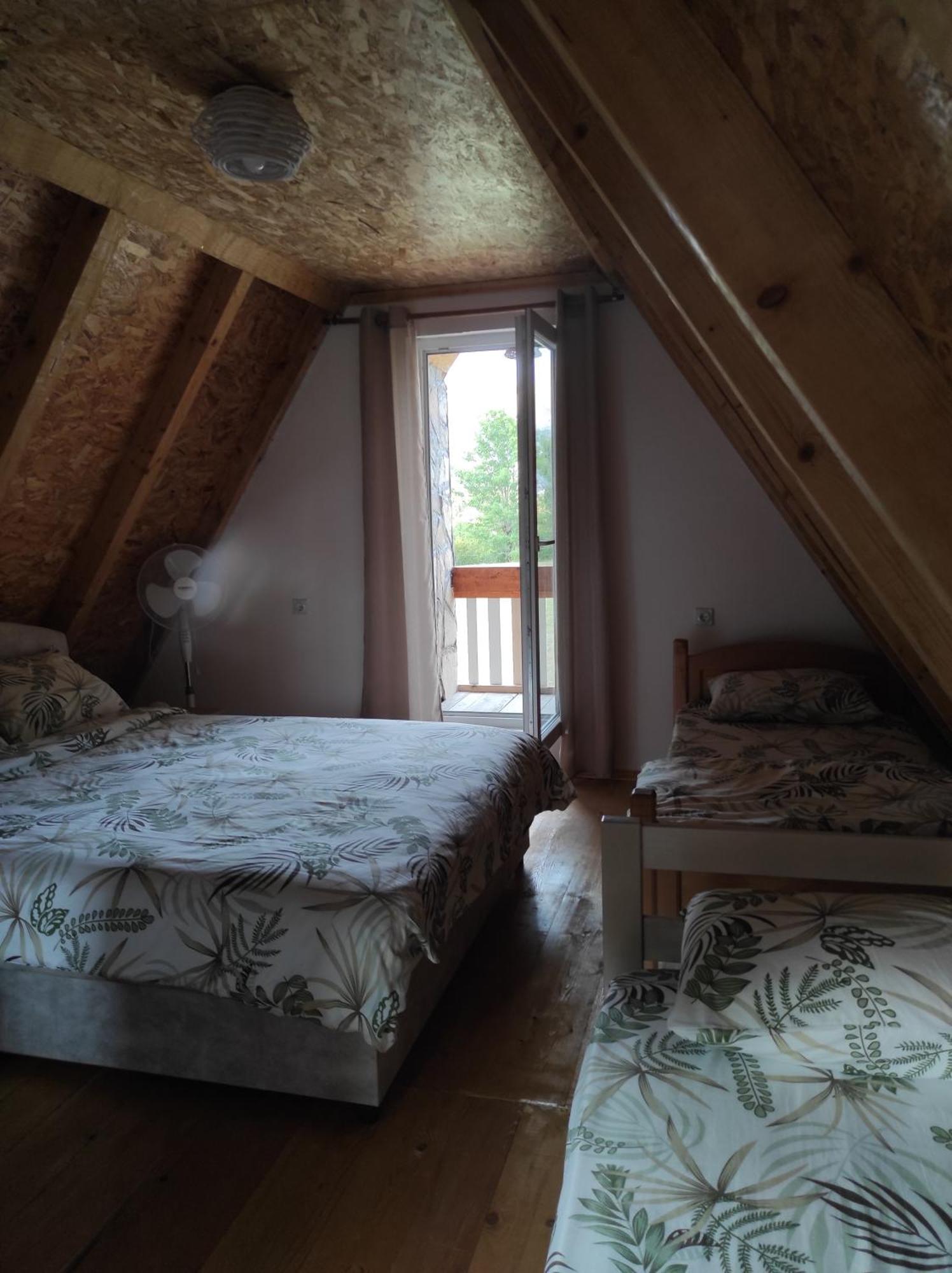 Cottage Bellis Poscenje Room photo