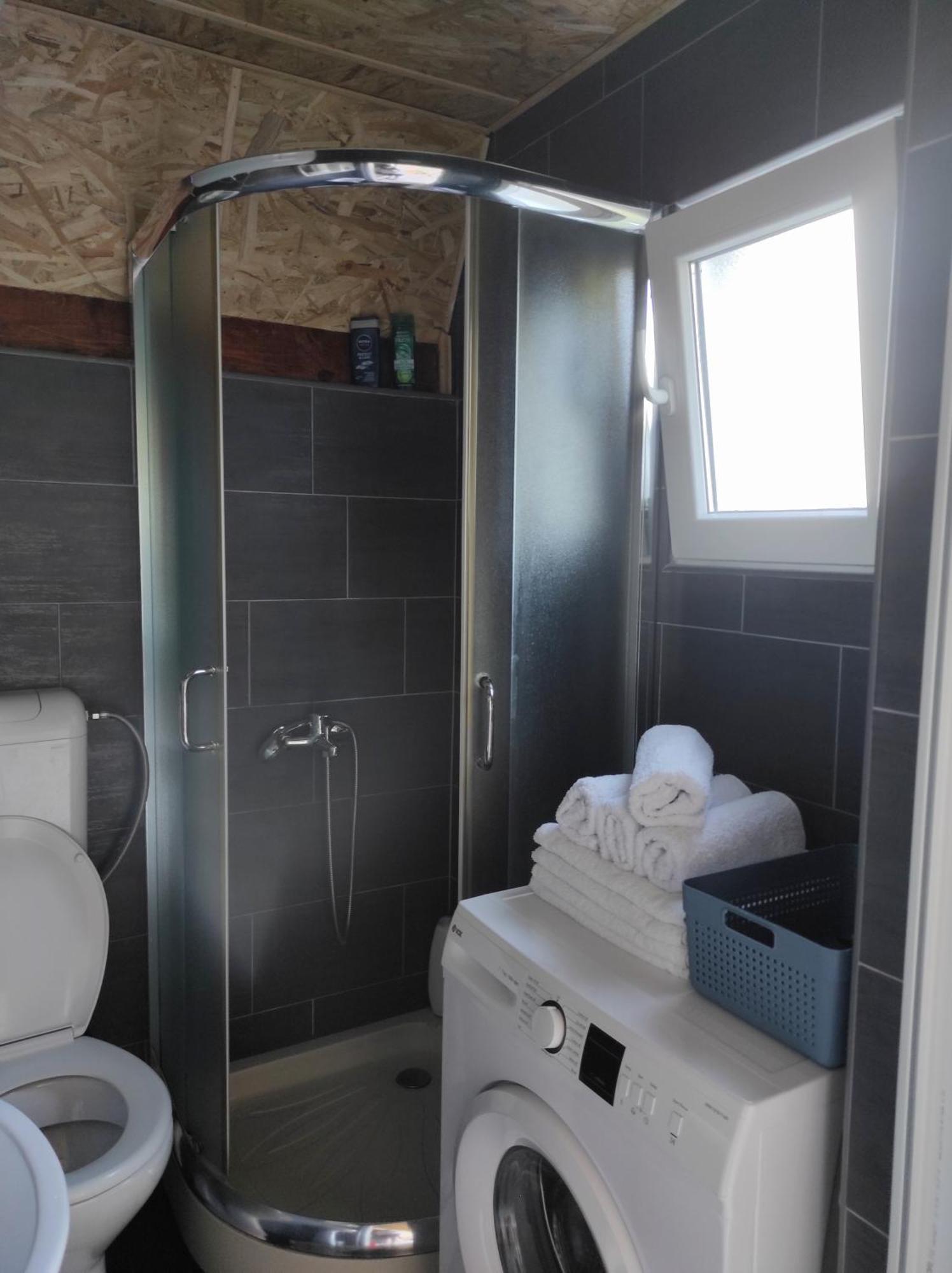Cottage Bellis Poscenje Room photo